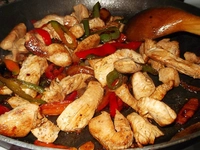 Jülyen Tavuk Sote Tarifi ve Malzemeleri Jülyen Tavuk Sote Tarifi ve Malzemeleri